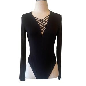 Bailey 44 black bodysuit size medium cotton sexy #datenight stretch